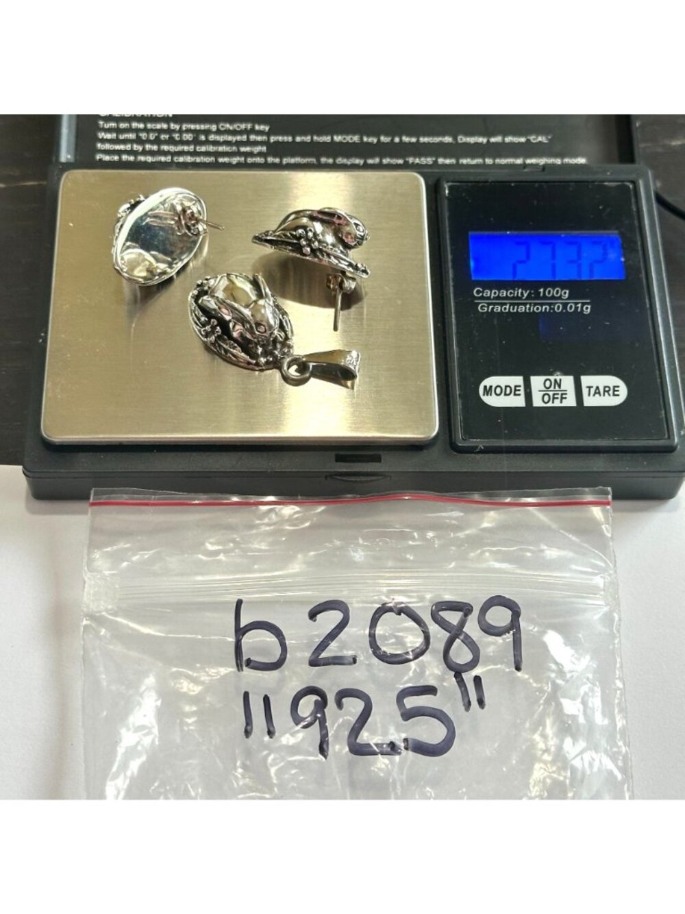 Sterling Silver Rabbit Pendant & Earrings Set With Floral Details - Picture 6 of 6
